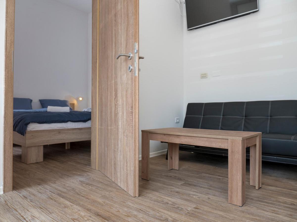 Apartments Aura Deskle المظهر الخارجي الصورة