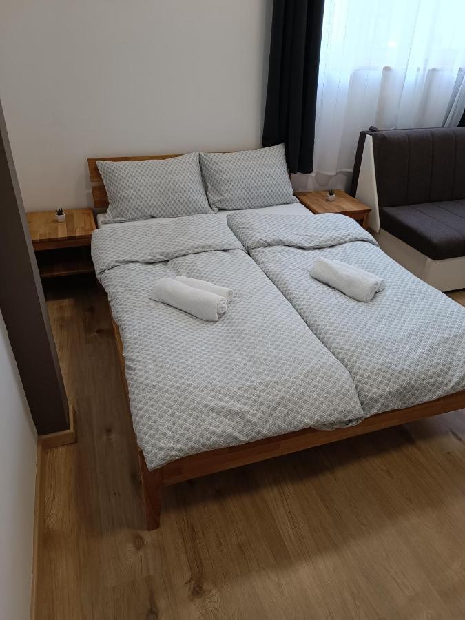 Apartments Aura Deskle المظهر الخارجي الصورة